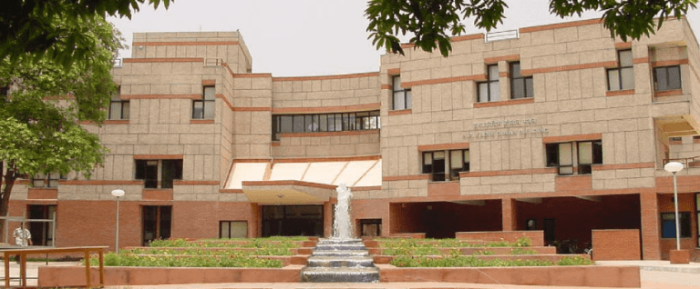 IIT Kanpur MBA